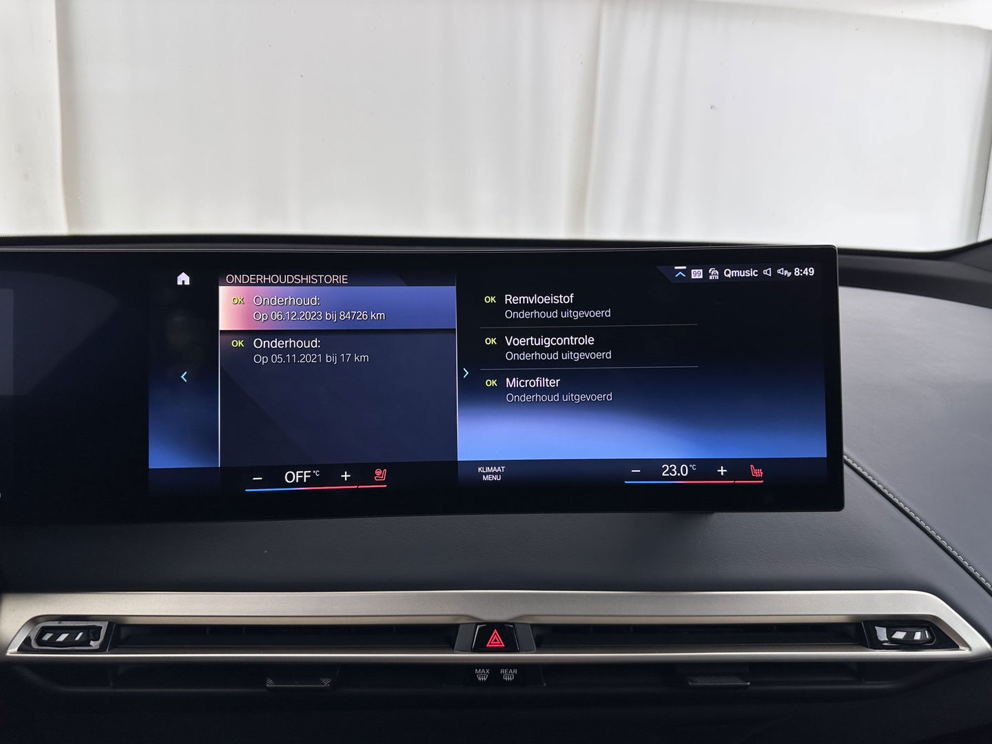 BMW iX xDrive40 High Executive 77 kWh [ 3-Fase ] (INCL-BTW) Aut. *PANO | HEAD-UP | HARMAN/KARDON-SURROUND | SOFT-CLOSE | DAB+ | DIGI-COCKPIT | HEATED-COMFORTSEATS | LASER-LED | CARPLAY | TOWBAR | AMBIENT-LIGHT | TOPVIEW | MEMORY-