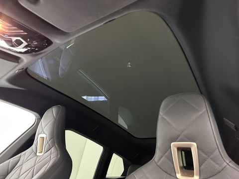 BMW iX xDrive40 High Executive 77 kWh [ 3-Fase ] (INCL-BTW) Aut. *PANO | HEAD-UP | HARMAN/KARDON-SURROUND | SOFT-CLOSE | DAB+ | DIGI-COCKPIT | HEATED-COMFORTSEATS | LASER-LED | CARPLAY | TOWBAR | AMBIENT-LIGHT | TOPVIEW | MEMORY-