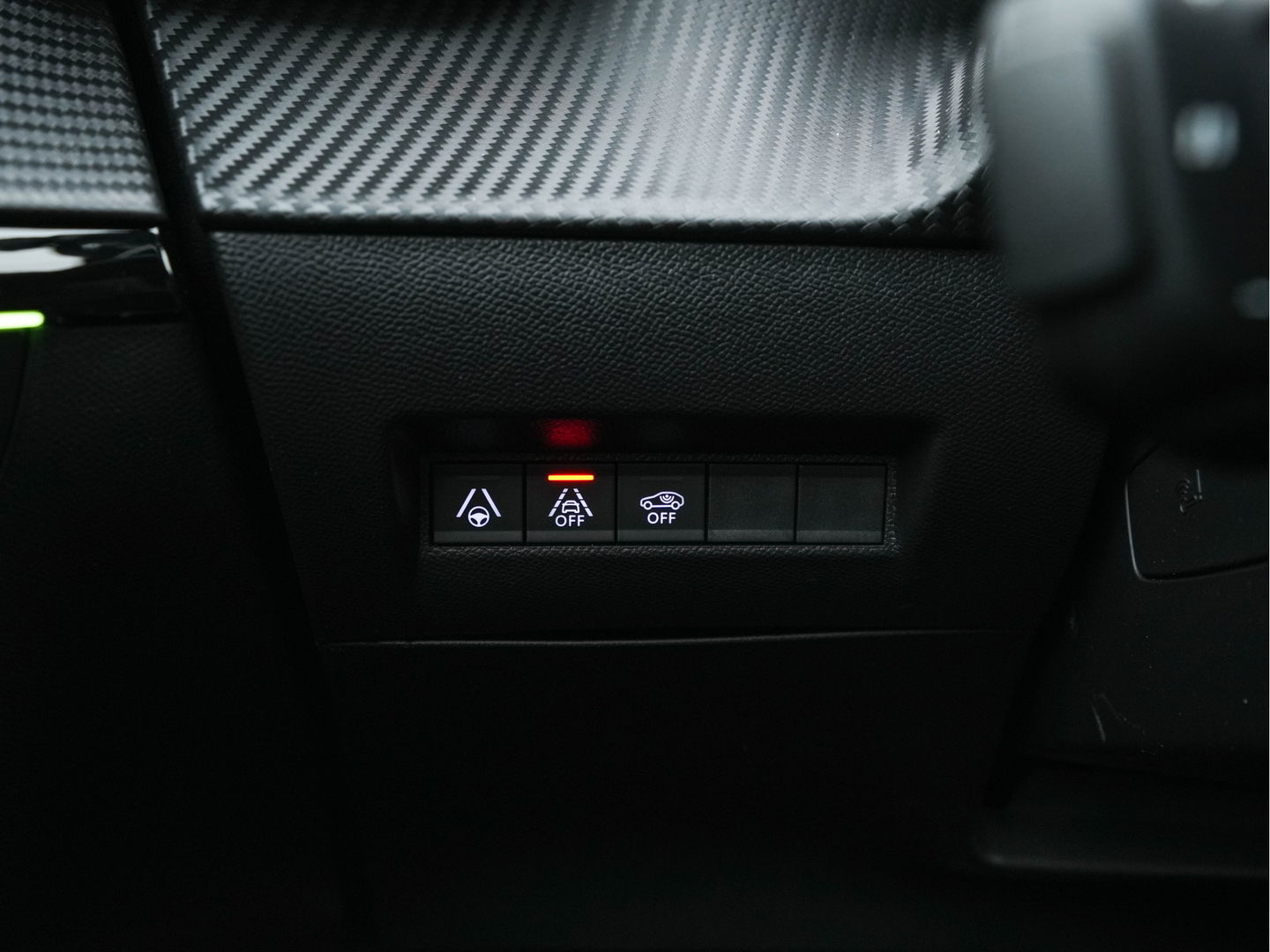 Peugeot e-208 EV GT 350 50 kWh [ 3-Fase ] {SOH-96%} (INCL-BTW) *PANO | FULL-LED | DIGI-COCKPIT | BLINDSPOT | CAMERA | LEATHER-ALCANTARA | AMBIENT-LIGHT | NAVI-FULLMAP | LANE-ASSIST | KEYLESS | DAB | CCS-FASTLOADER | HEATED-SPORTSEATS | 17''ALU