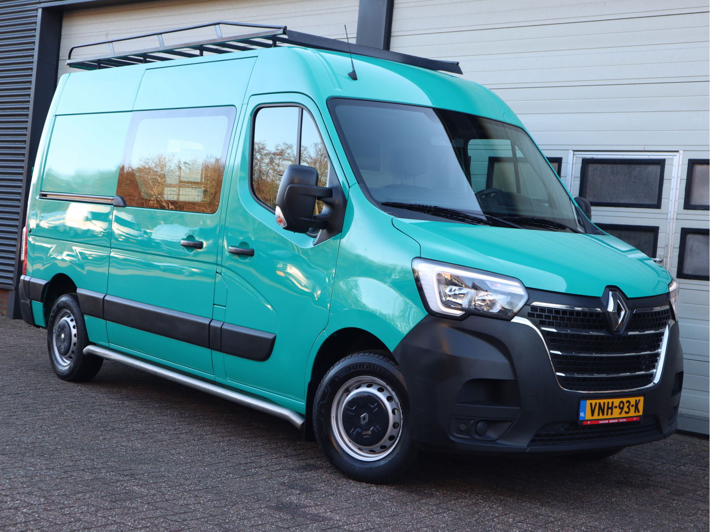 Renault Master T35 2.3 dCi 136pk Euro 6 L2H2 - Imperiaal - 2,5t KG Trekhaak - RIJKLAAR