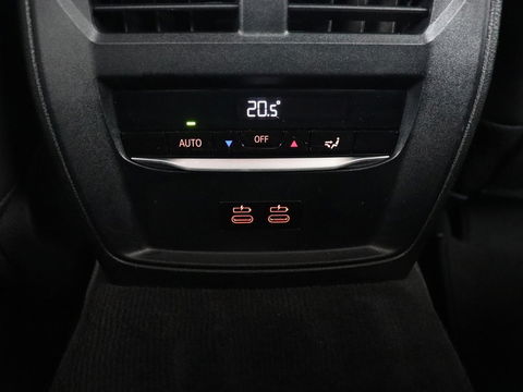 BMW 3 Serie 318i Executive Edition | Adaptive cruise | Leder | Stoel & stuurverwarming | Carplay | Harman/Kardon | Navigatie | Live Cockpit | Climate control | Parkeerhulp