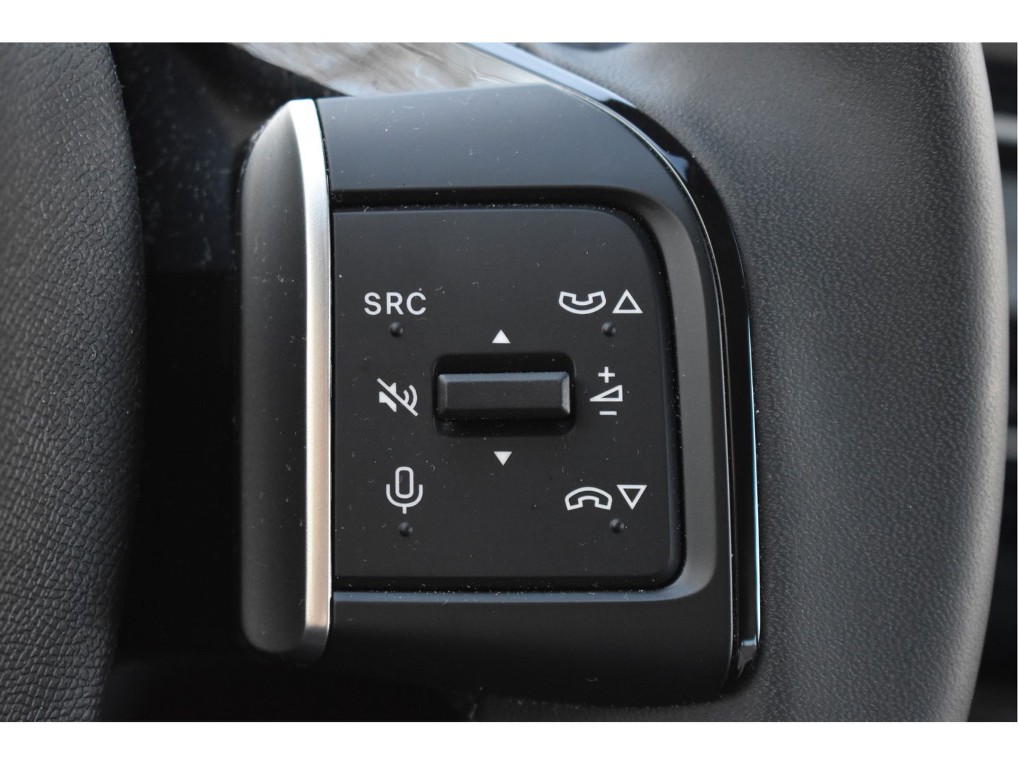 Citroën C3 1.2 Turbo 100pk Max Two-Tone | NL-Auto | Camera | Carplay | DAB | Full LED | LM-Velgen | 1ste eigenaar