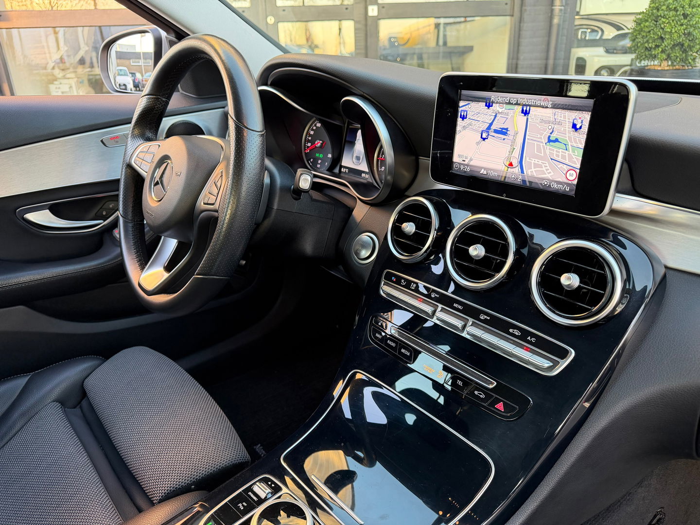 Mercedes-Benz C-Klasse 180 Business Solution NL-Auto|Camera|Navi|Led