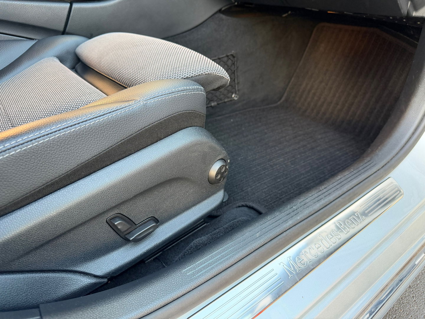 Mercedes-Benz C-Klasse 180 Business Solution NL-Auto|Camera|Navi|Led