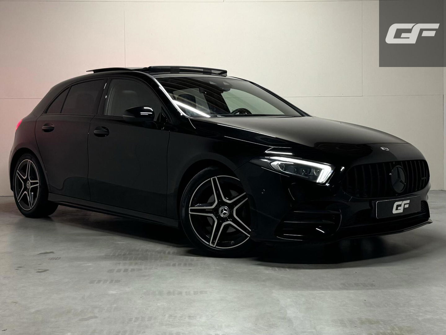 Mercedes-Benz A-Klasse 200 AMG Pano Sfeer Camera Cruise Widescreen