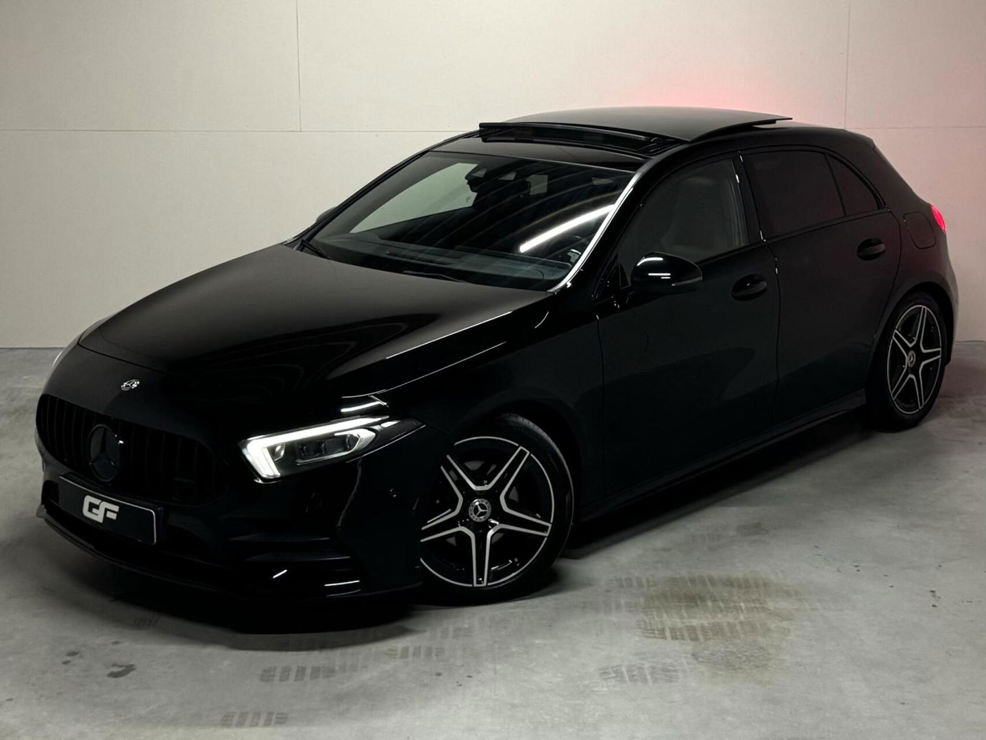 Mercedes-Benz A-Klasse 200 AMG Pano Sfeer Camera Cruise Widescreen