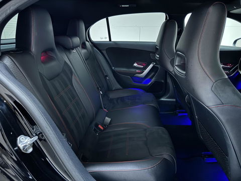 Mercedes-Benz A-Klasse 200 AMG Pano Sfeer Camera Cruise Widescreen