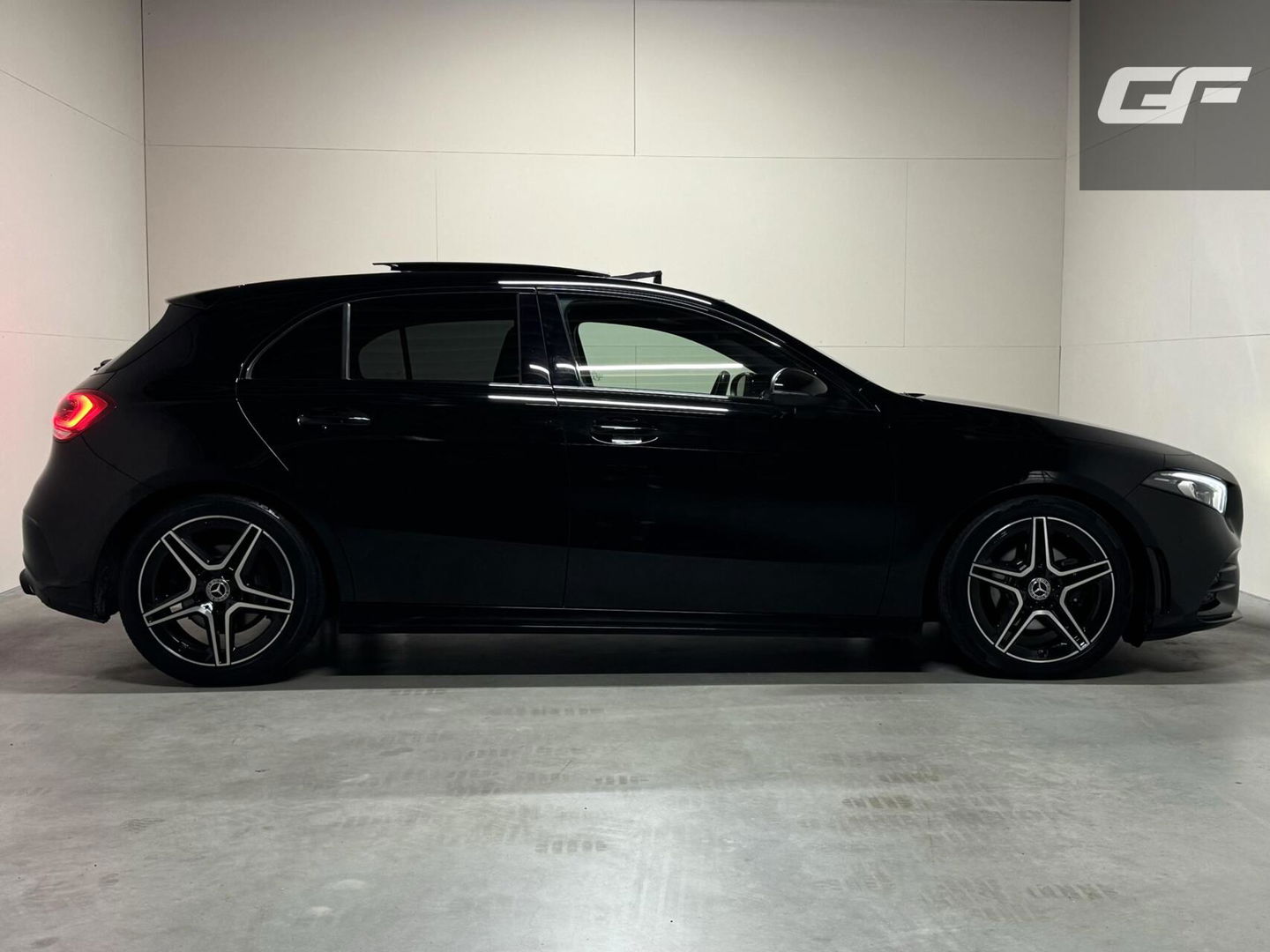 Mercedes-Benz A-Klasse 200 AMG Pano Sfeer Camera Cruise Widescreen