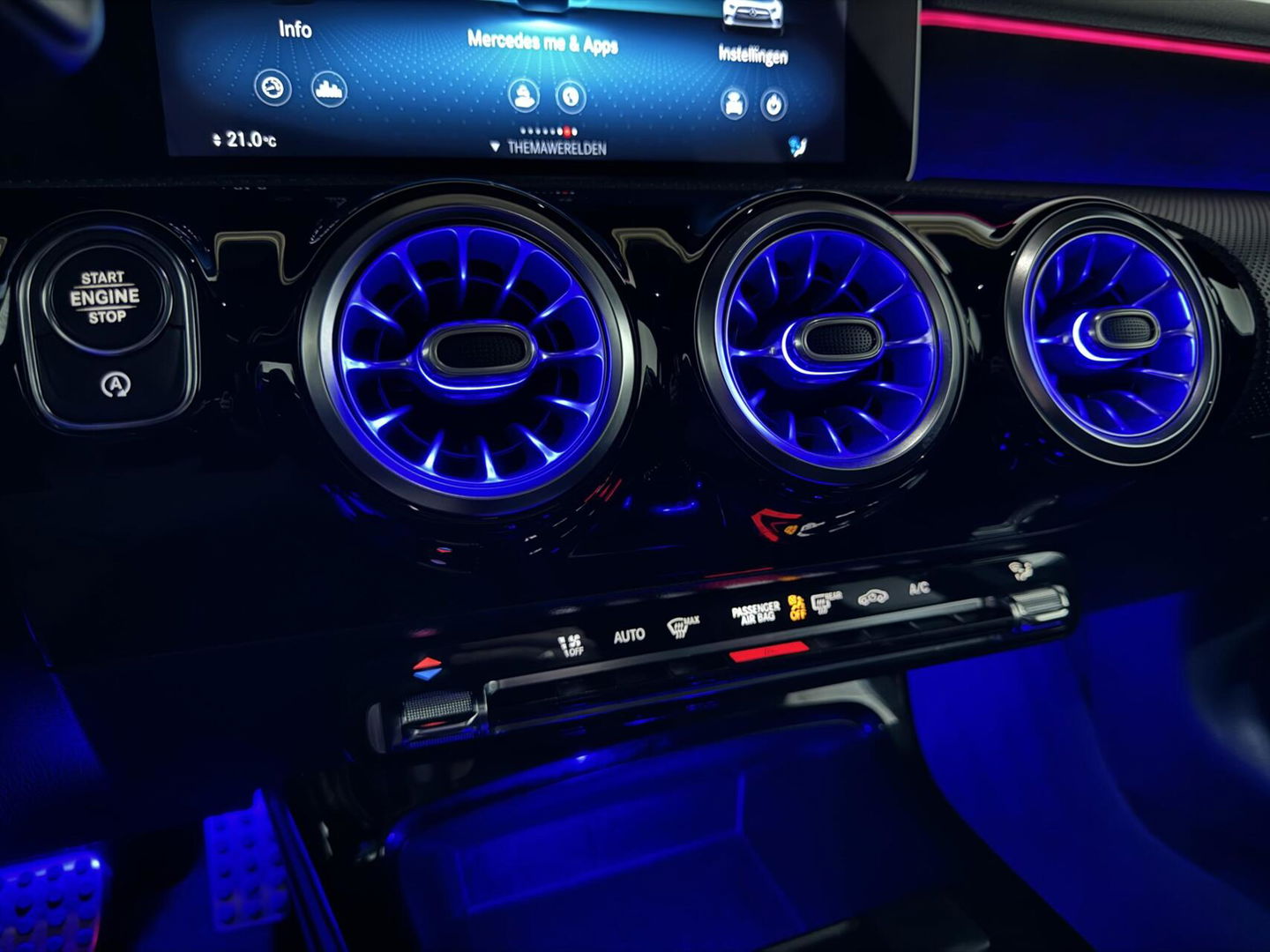 Mercedes-Benz A-Klasse 200 AMG Pano Sfeer Camera Cruise Widescreen