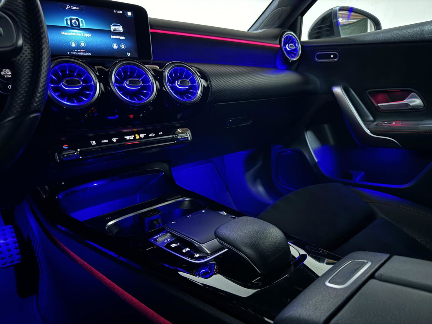 Mercedes-Benz A-Klasse 200 AMG Pano Sfeer Camera Cruise Widescreen