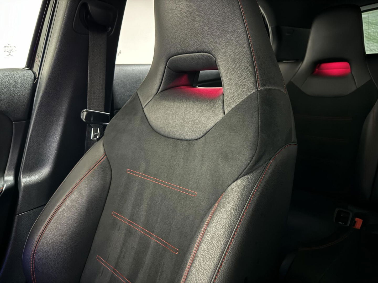 Mercedes-Benz A-Klasse 200 AMG Pano Sfeer Camera Cruise Widescreen