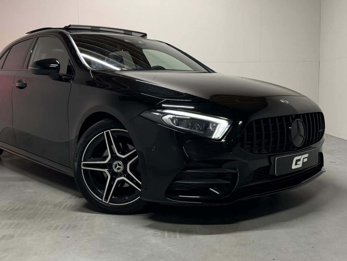 Mercedes-Benz A-Klasse 200 AMG Pano Sfeer Camera Cruise Widescreen