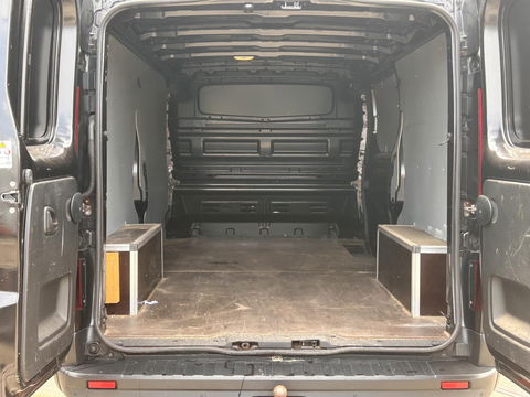 Renault Trafic 1.6 120pk L2H1 | MARGE | Navigatie | Camera | Trekhaak | Sidebars |