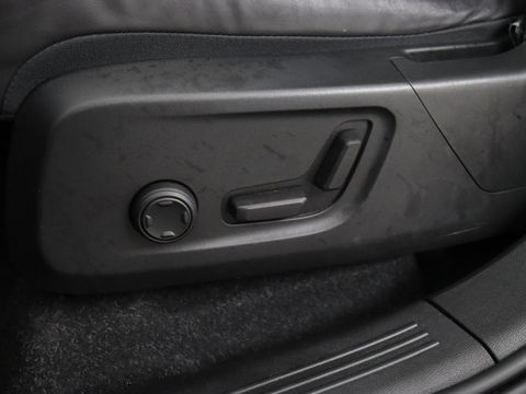 Volvo XC40 Recharge P8 AWD R Design | Stoel & stuurverwarming | Camera | Leder/Alcantara | Adaptive cruise | Keyless | Full LED | Navigatie | Harman/Kardon