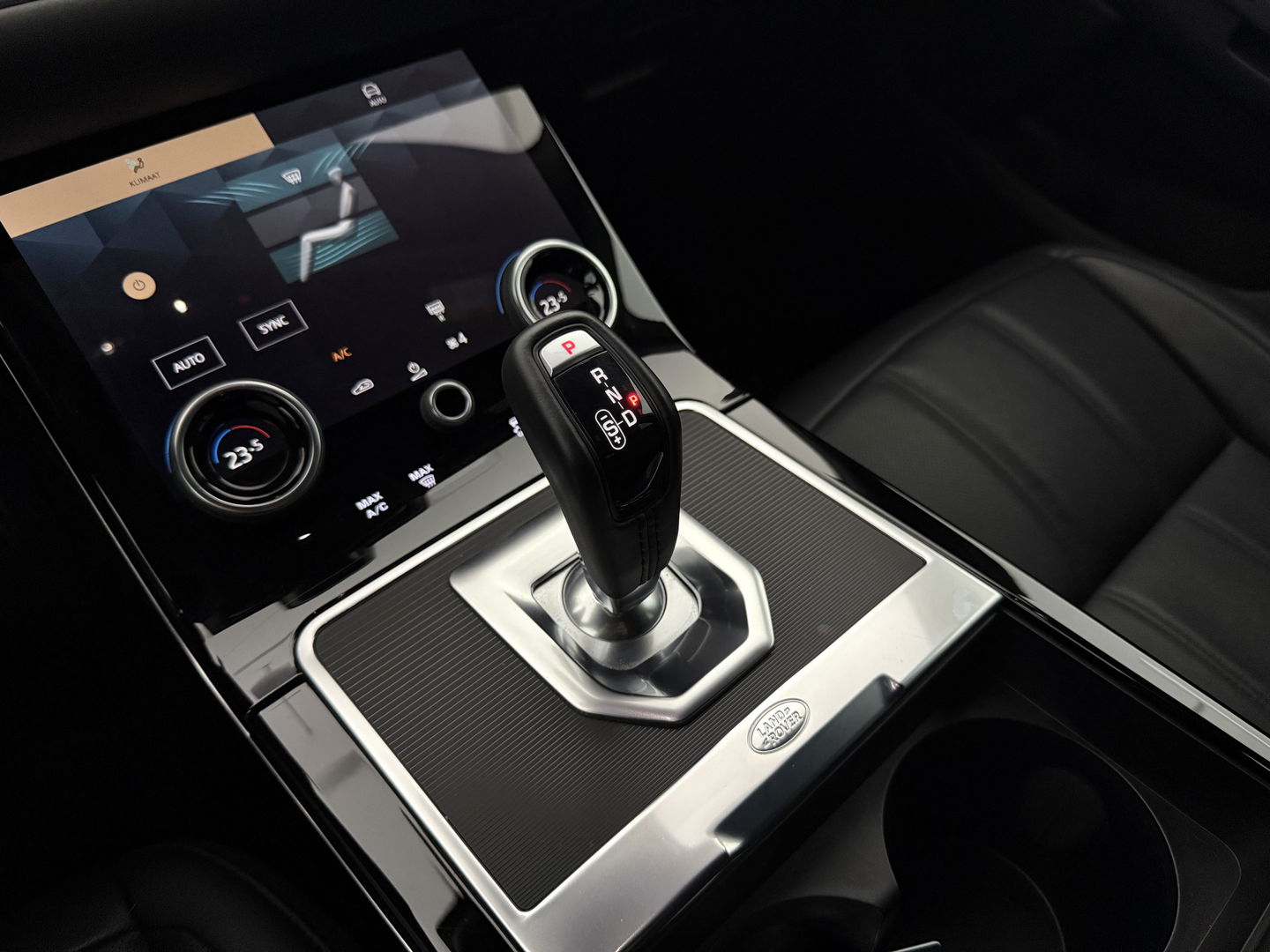 Land Rover Range Rover Evoque 1.5 P300e AWD R-Dynamic S | SOH 95% | Virtual | Memory | Meridian | Adap. Cruise | Camera | Carplay | NAP