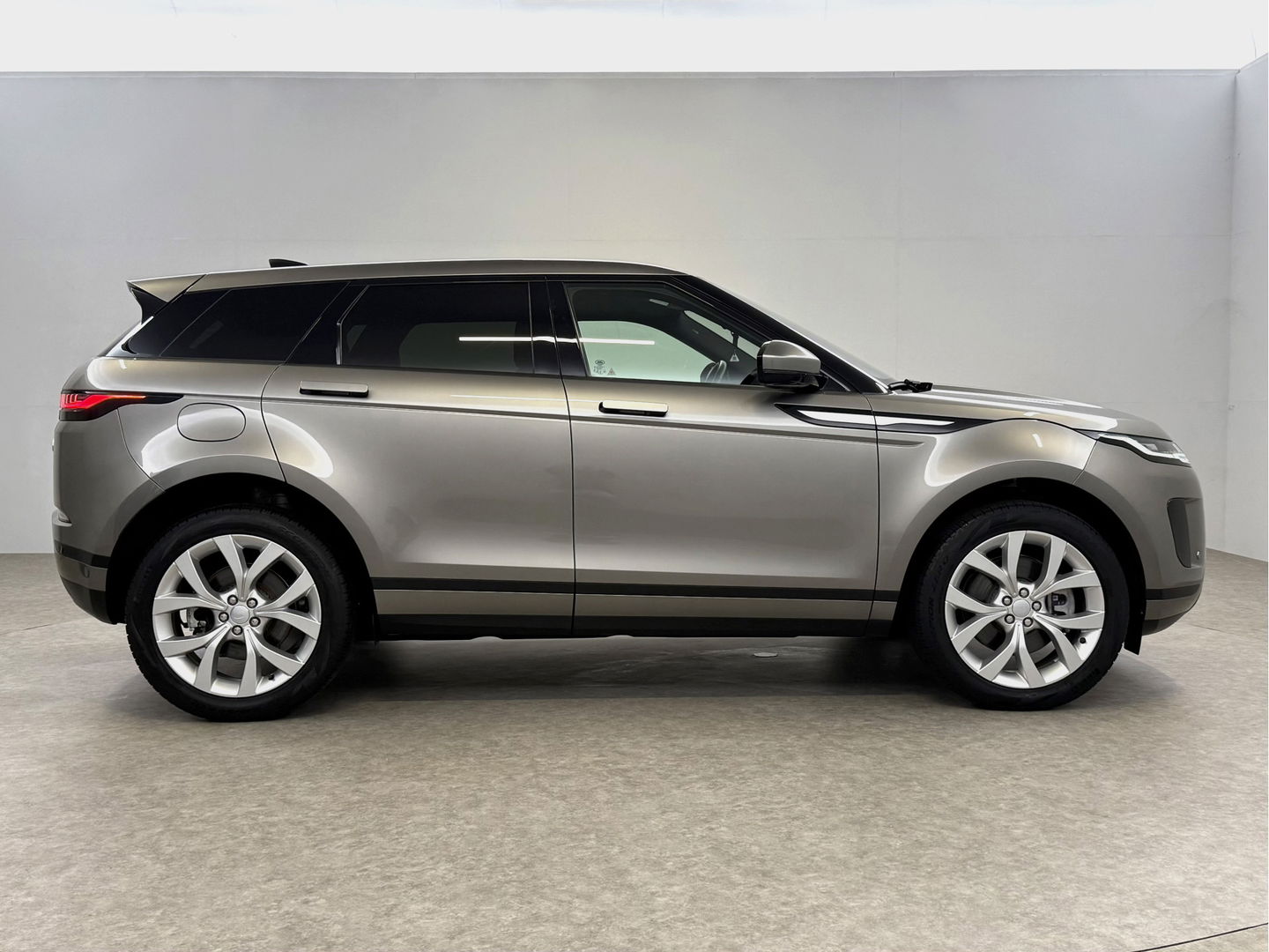 Land Rover Range Rover Evoque 1.5 P300e AWD R-Dynamic S | SOH 95% | Virtual | Memory | Meridian | Adap. Cruise | Camera | Carplay | NAP
