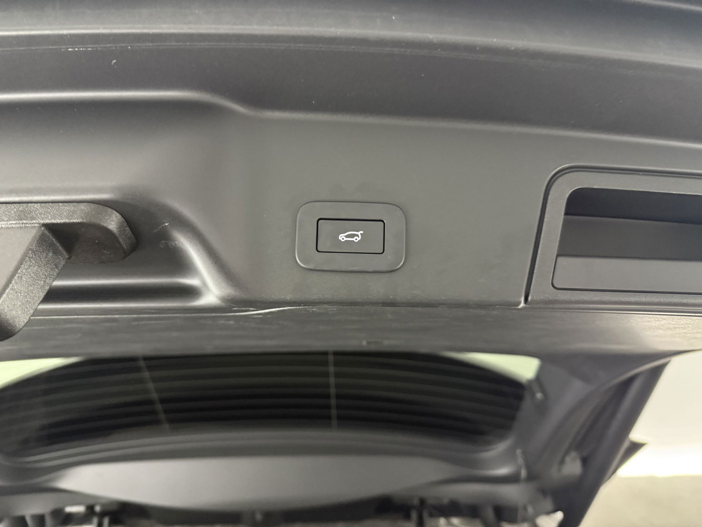 Land Rover Range Rover Evoque 1.5 P300e AWD R-Dynamic S | SOH 95% | Virtual | Memory | Meridian | Adap. Cruise | Camera | Carplay | NAP