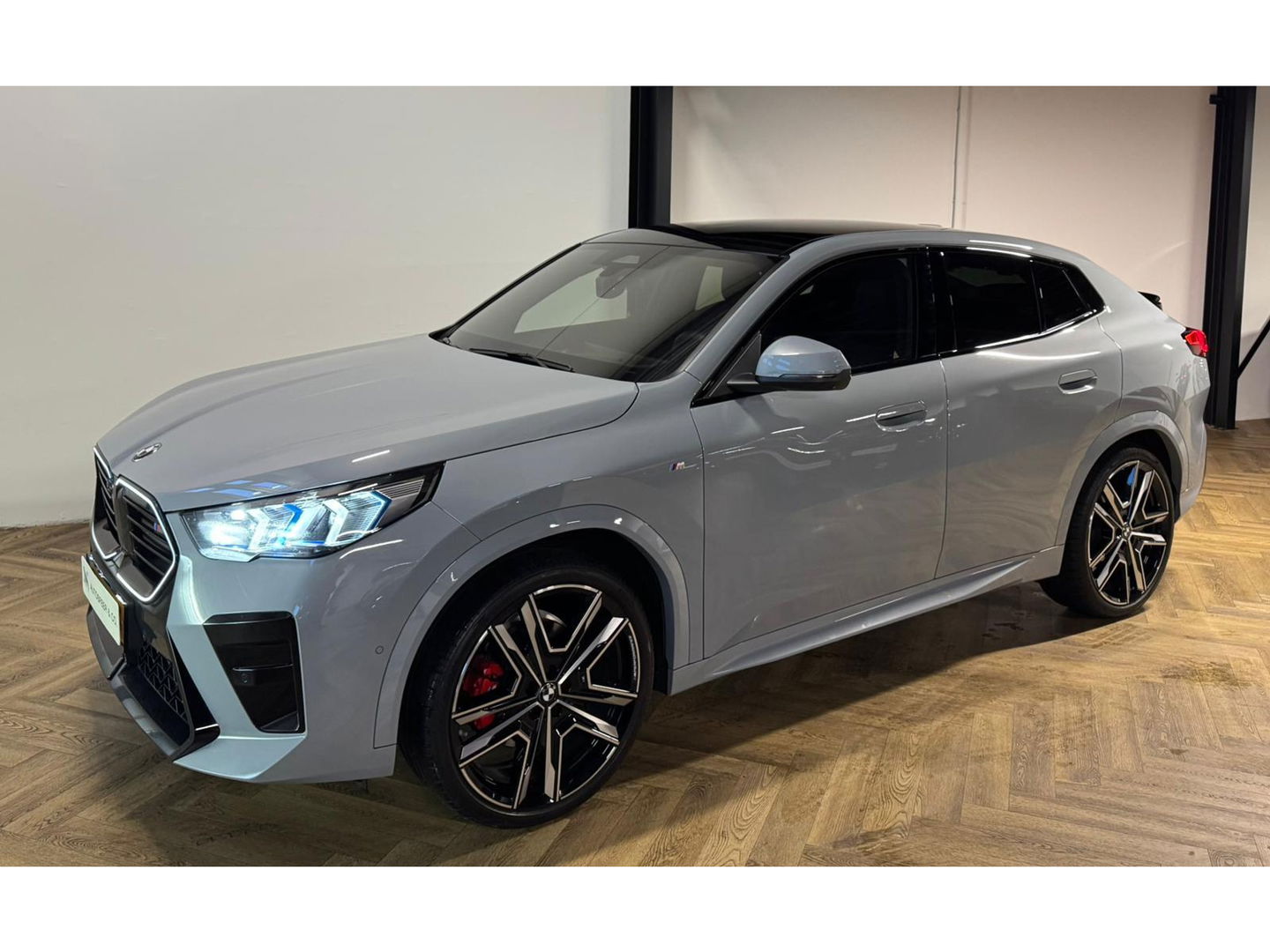 BMW X2 SDrive20i M PANO 360 KEYLESS