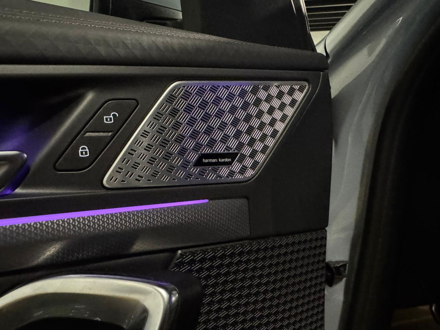 BMW X2 SDrive20i M PANO 360 KEYLESS