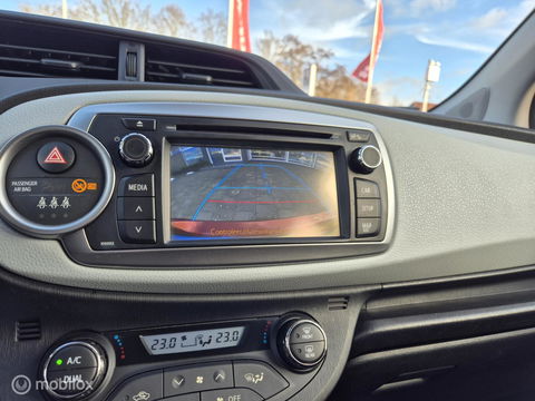Toyota Yaris 1.5 Hybrid Aspiration, 100% Dealer onderhouden!