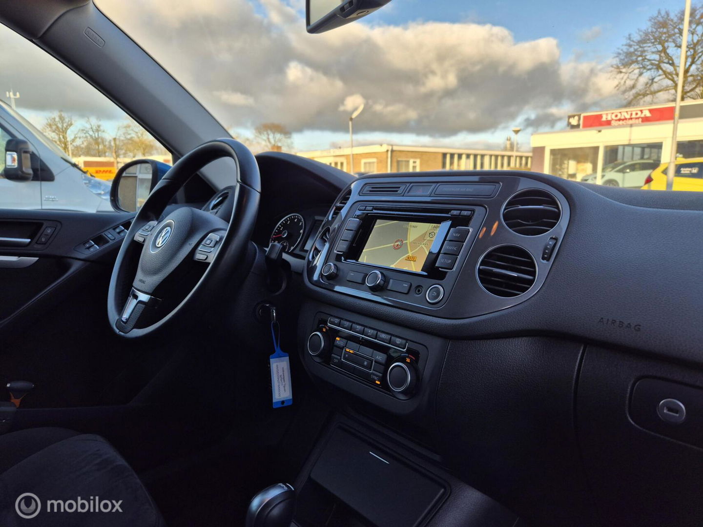 Volkswagen Tiguan 1.4 TSI Sport&Style, 100% Dealer onderhouden! 1e Eigenaar!