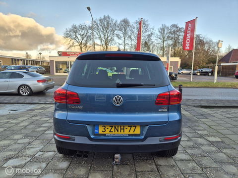 Volkswagen Tiguan 1.4 TSI Sport&Style, 100% Dealer onderhouden! 1e Eigenaar!
