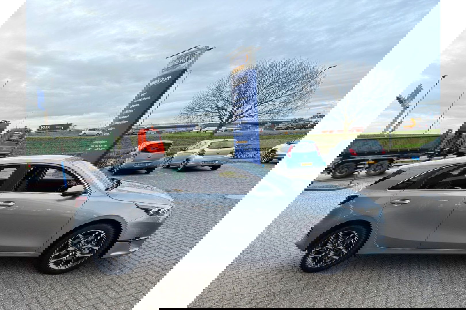 Kia Ceed 1.5 T-GDI AUTOMAAT DYNAMICLINE NAVI LMV PDC WINTERPACK