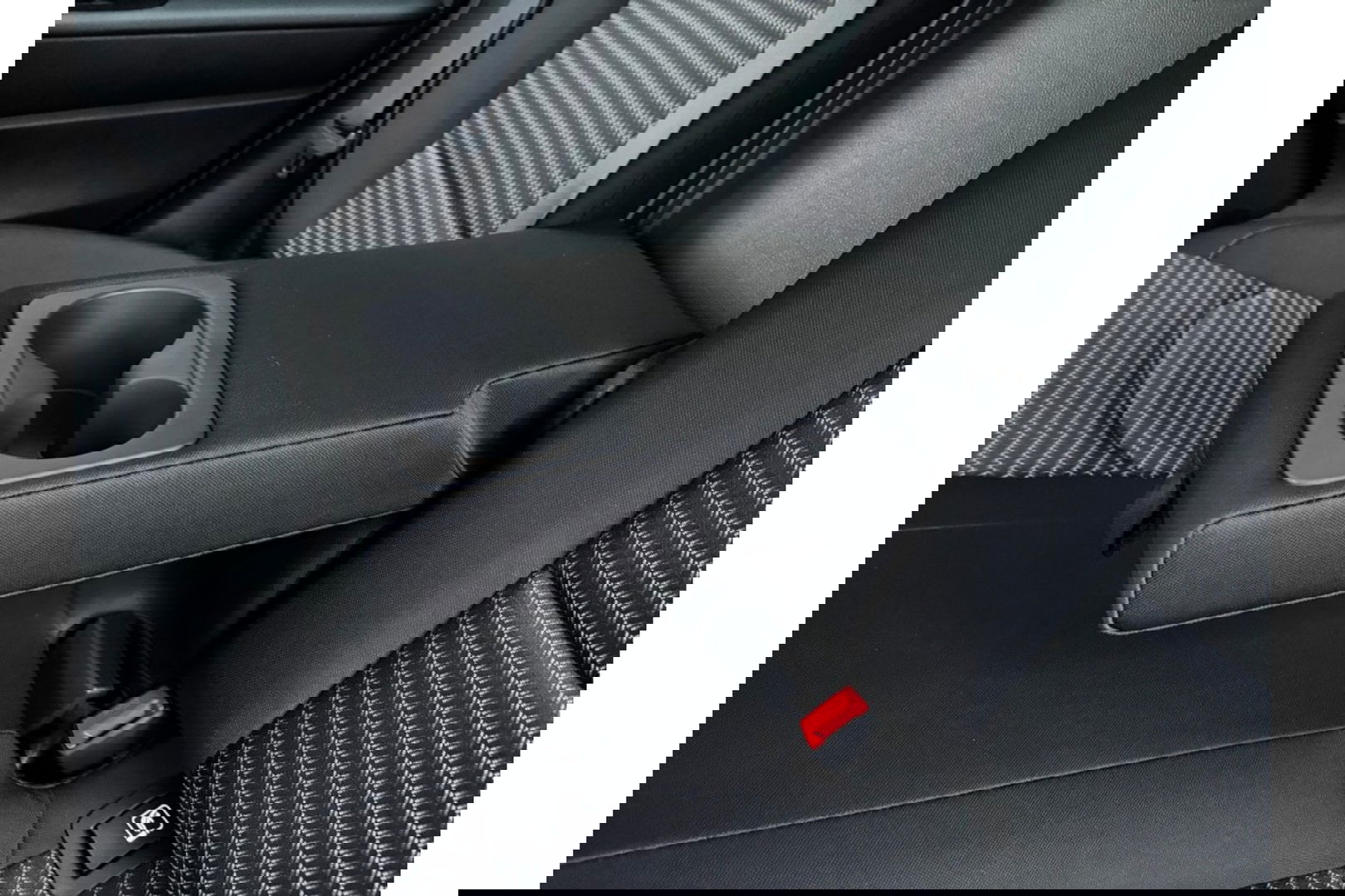 Kia Ceed 1.5 T-GDI AUTOMAAT DYNAMICLINE NAVI LMV PDC WINTERPACK