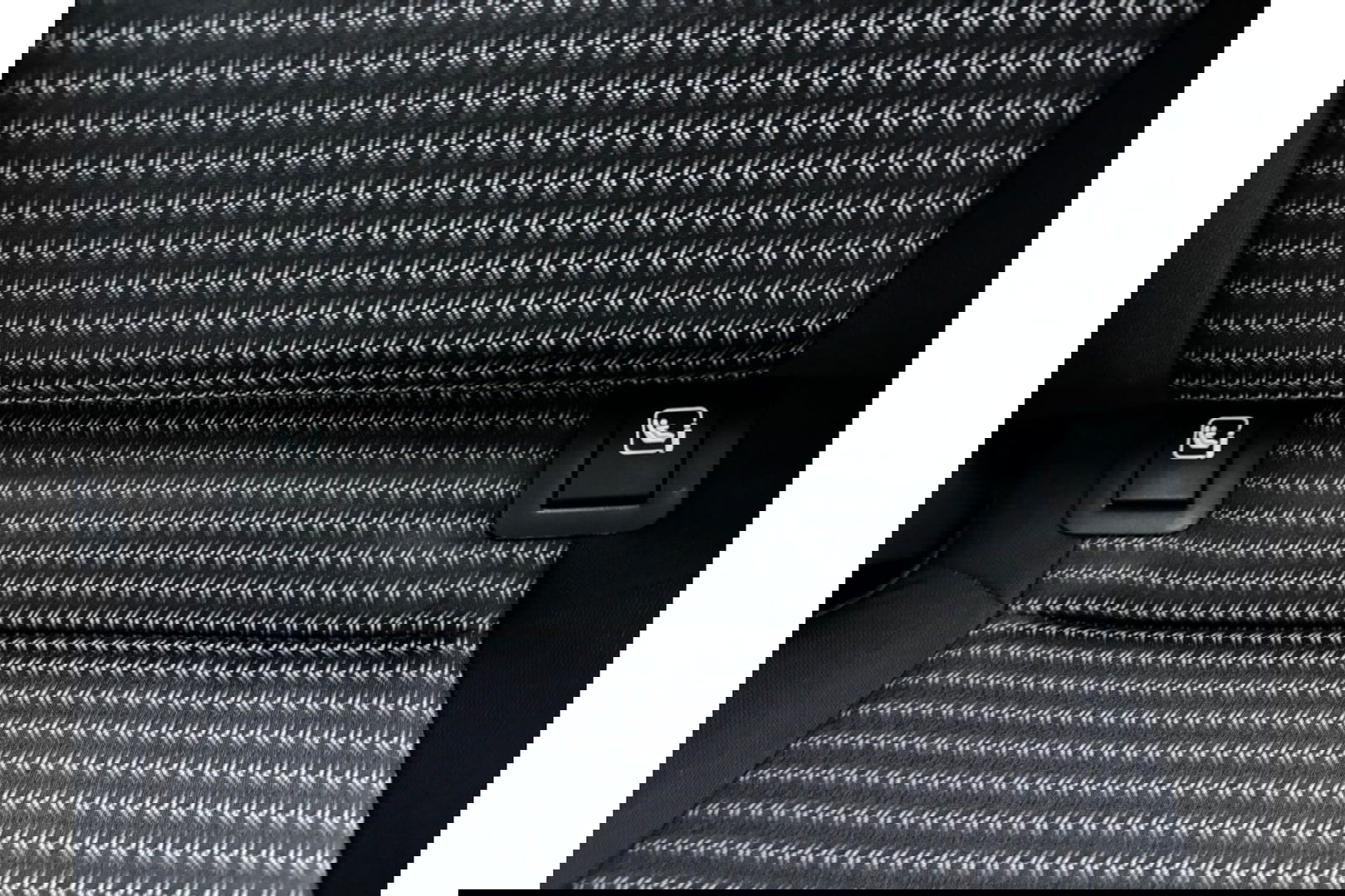 Kia Ceed 1.5 T-GDI AUTOMAAT DYNAMICLINE NAVI LMV PDC WINTERPACK