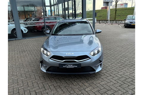 Kia Ceed 1.5 T-GDI AUTOMAAT DYNAMICLINE NAVI LMV PDC WINTERPACK