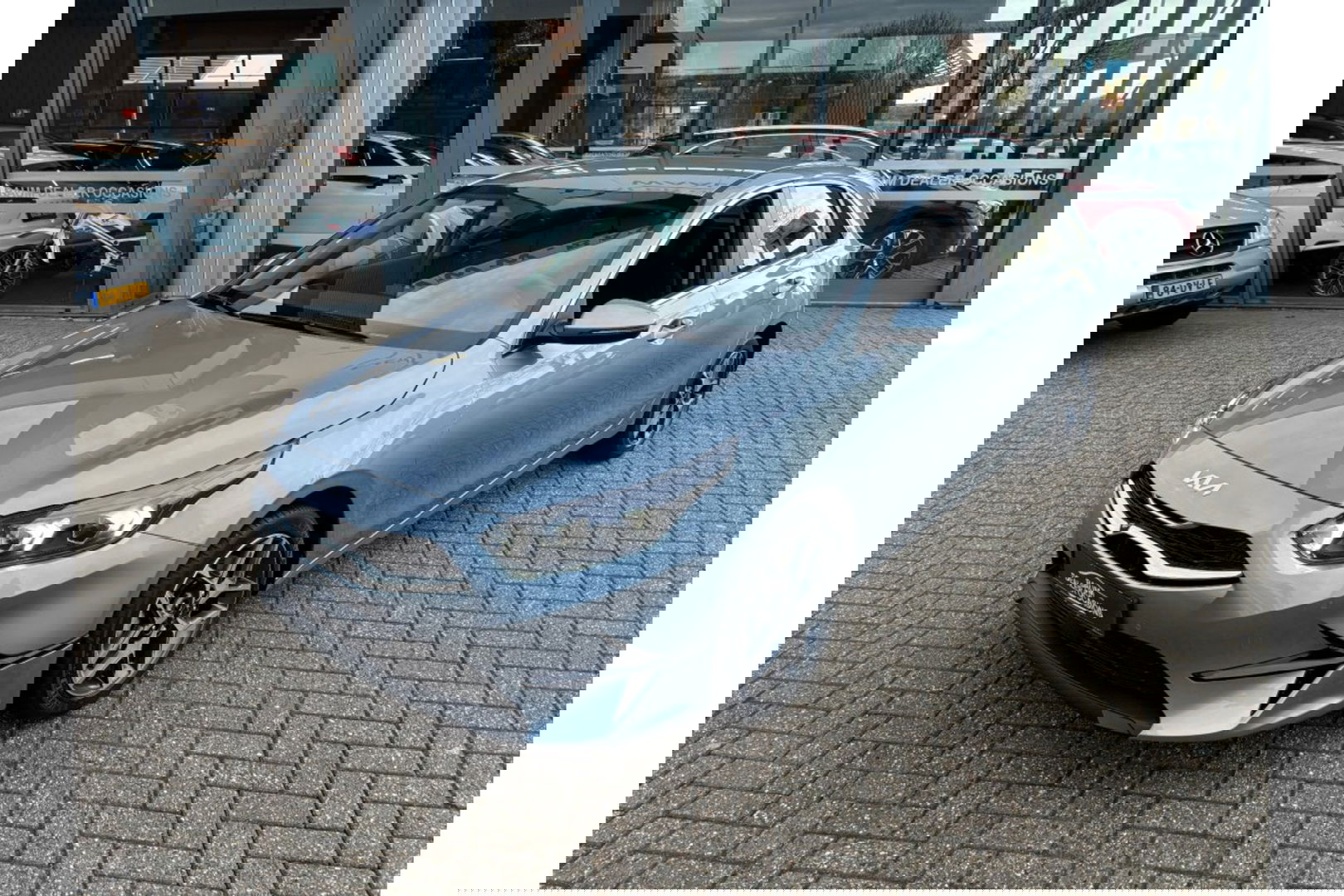 Kia Ceed 1.5 T-GDI AUTOMAAT DYNAMICLINE NAVI LMV PDC WINTERPACK