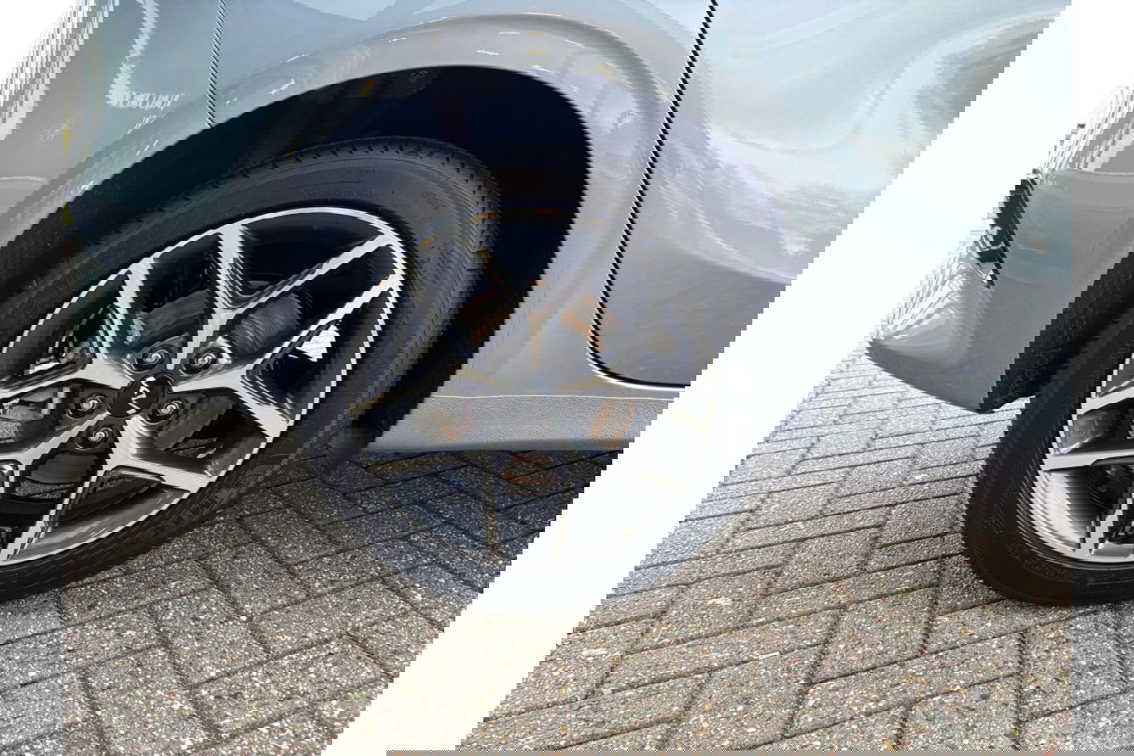 Kia Ceed 1.5 T-GDI AUTOMAAT DYNAMICLINE NAVI LMV PDC WINTERPACK