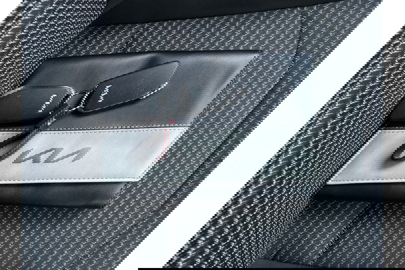 Kia Ceed 1.5 T-GDI AUTOMAAT DYNAMICLINE NAVI LMV PDC WINTERPACK