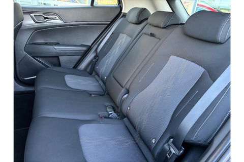 Kia Sportage 1.6 T-GDI 265PK PHEV ACTIVE BUSINESS 4X4 AIRCO NAVI PDC CAMERA