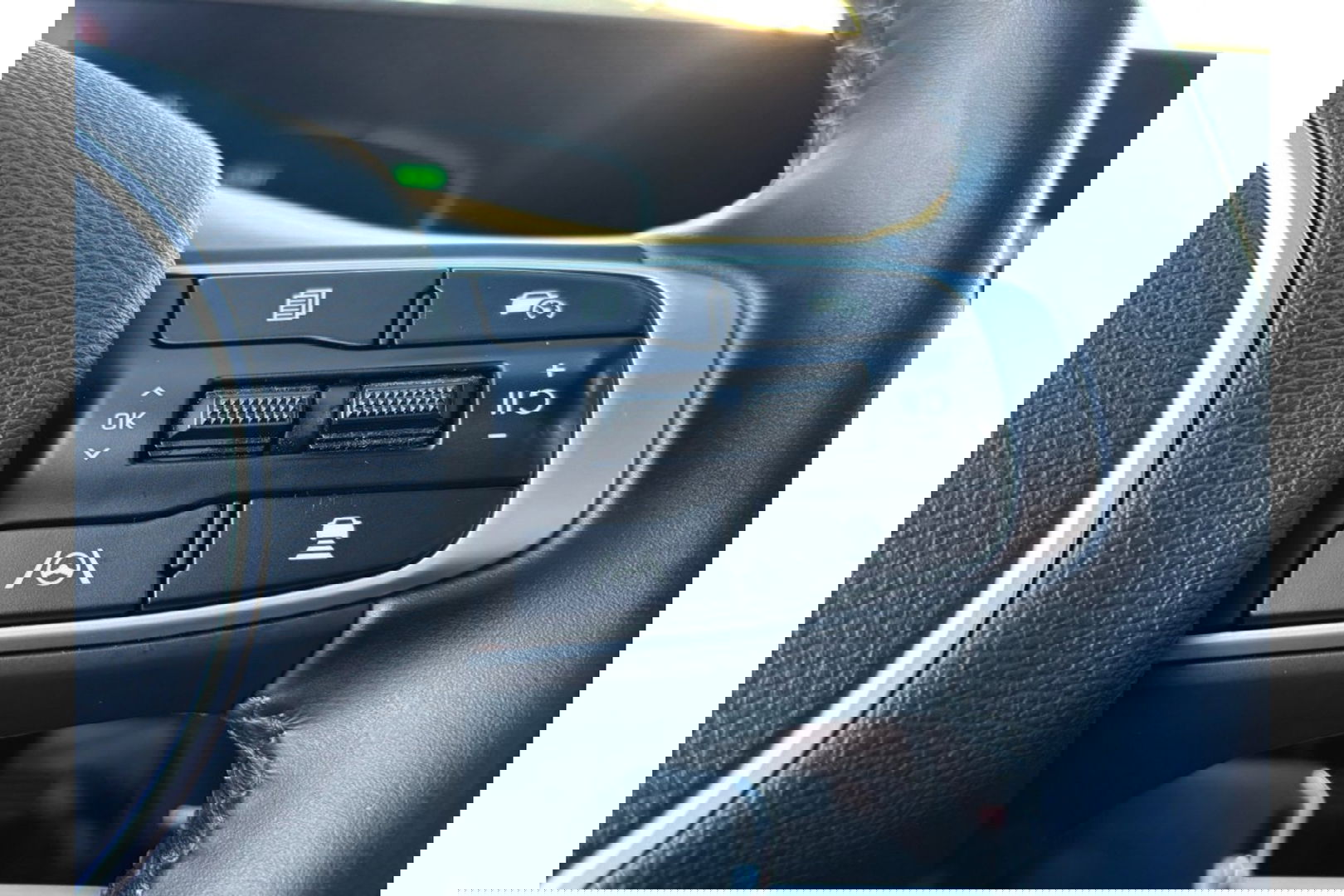 Kia Sportage 1.6 T-GDI 265PK PHEV ACTIVE BUSINESS 4X4 AIRCO NAVI PDC CAMERA