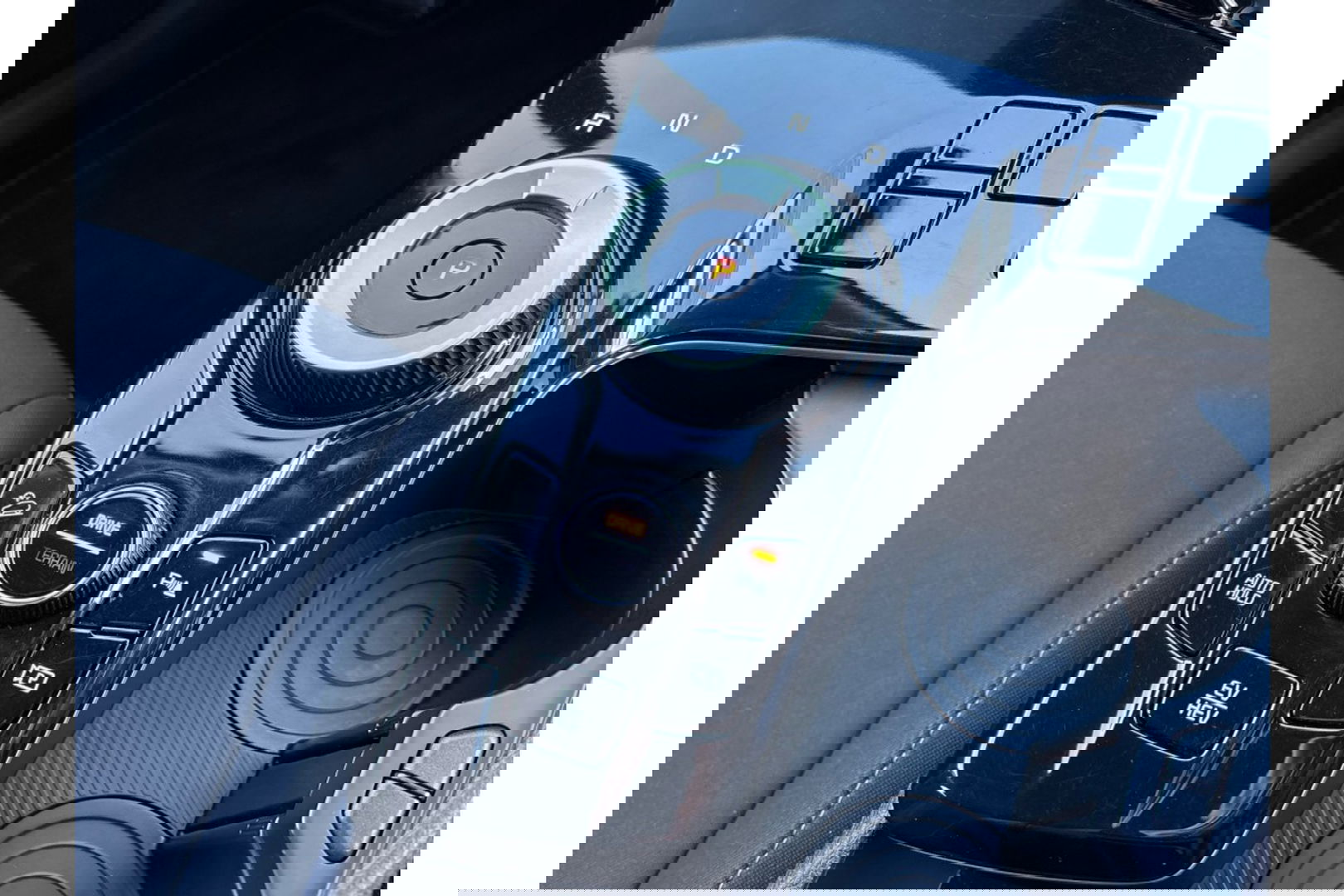 Kia Sportage 1.6 T-GDI 265PK PHEV ACTIVE BUSINESS 4X4 AIRCO NAVI PDC CAMERA