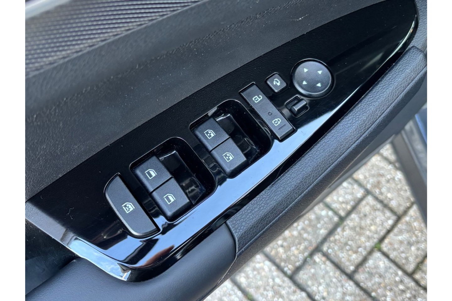 Kia Sportage 1.6 T-GDI 265PK PHEV ACTIVE BUSINESS 4X4 AIRCO NAVI PDC CAMERA