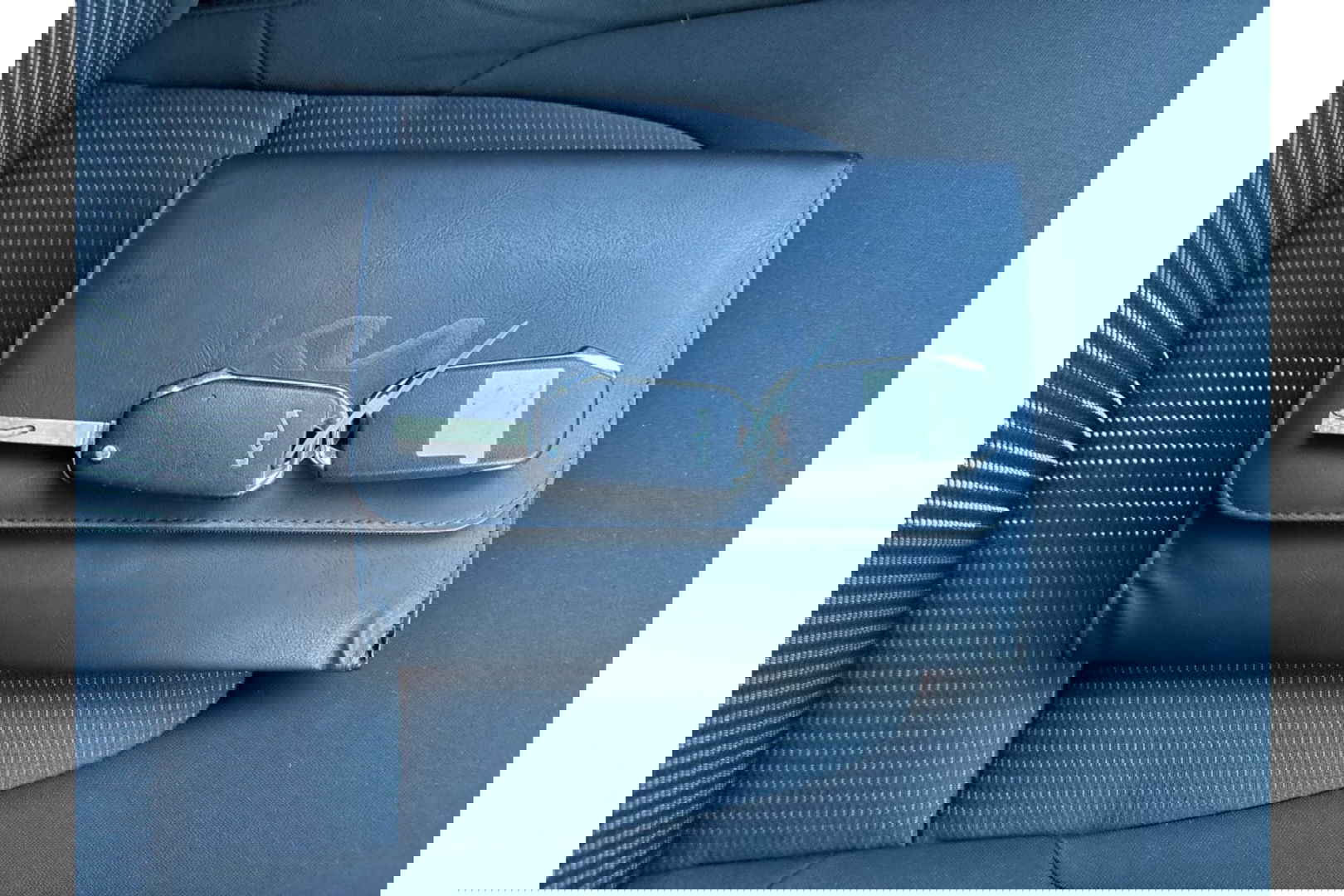 Kia Sportage 1.6 T-GDI 265PK PHEV ACTIVE BUSINESS 4X4 AIRCO NAVI PDC CAMERA