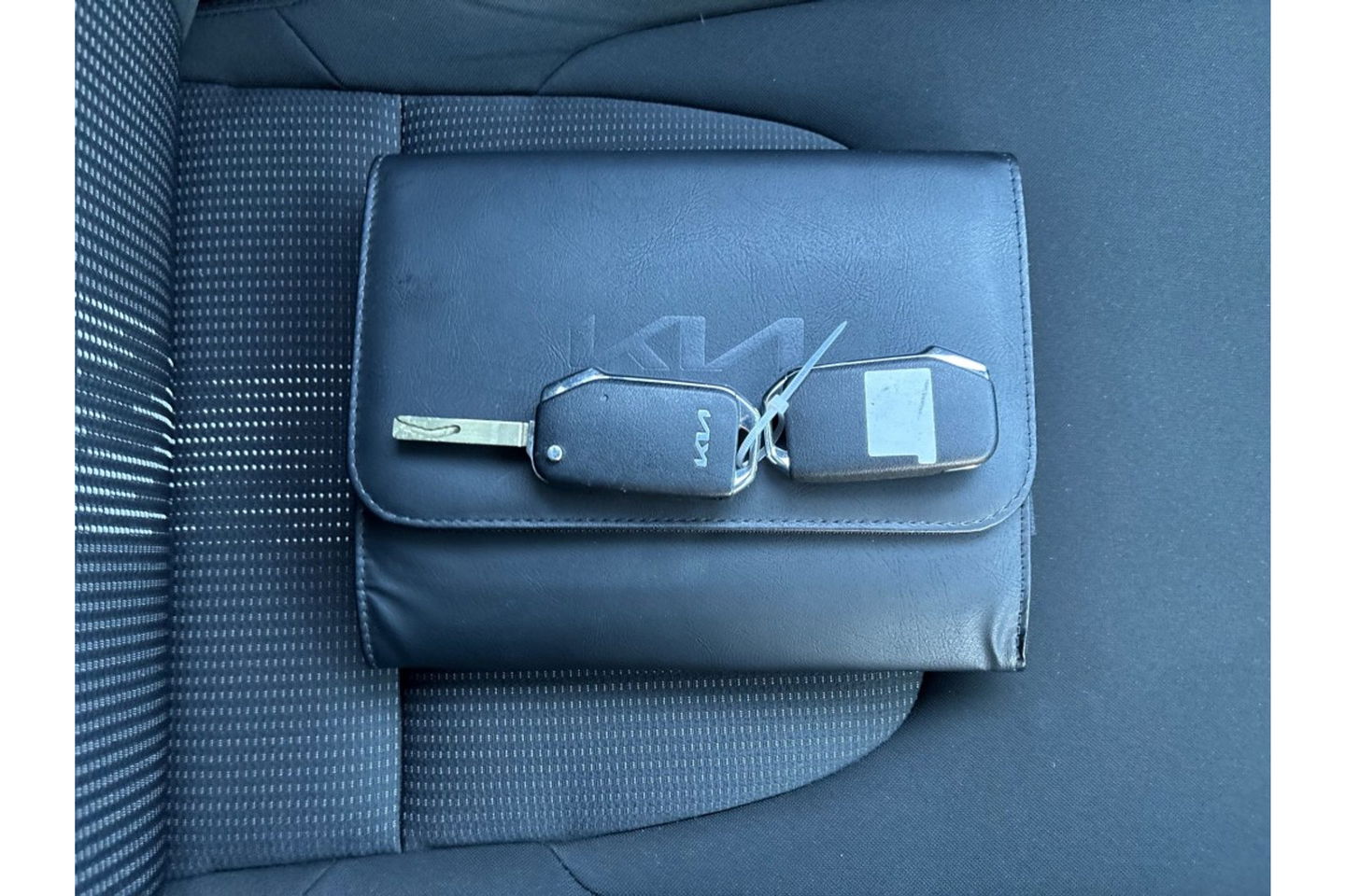 Kia Sportage 1.6 T-GDI 265PK PHEV ACTIVE BUSINESS 4X4 AIRCO NAVI PDC CAMERA