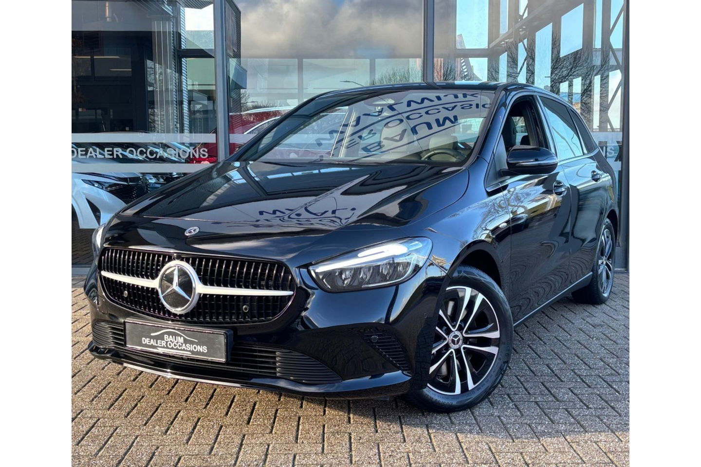 Mercedes-Benz B-Klasse 250E AUTOMAAT BNSSOL LUXLINE NAVI PDC-CAMRERA STOELVW