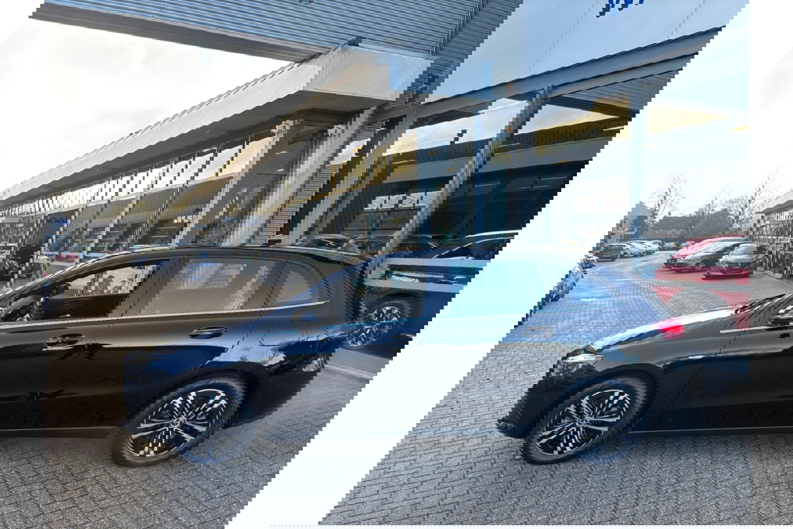 Mercedes-Benz B-Klasse 250E AUTOMAAT BNSSOL LUXLINE NAVI PDC-CAMRERA STOELVW