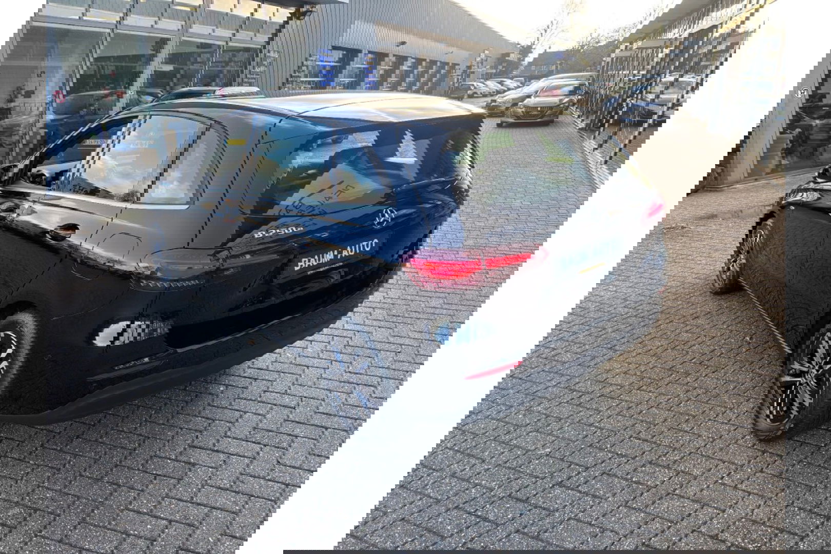 Mercedes-Benz B-Klasse 250E AUTOMAAT BNSSOL LUXLINE NAVI PDC-CAMRERA STOELVW