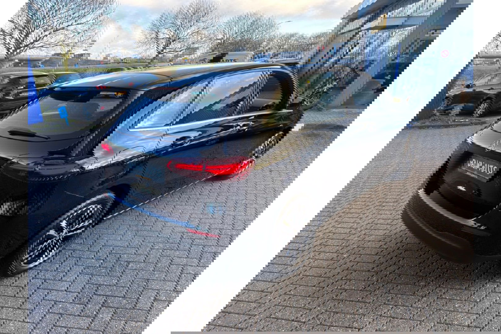 Mercedes-Benz B-Klasse 250E AUTOMAAT BNSSOL LUXLINE NAVI PDC-CAMRERA STOELVW