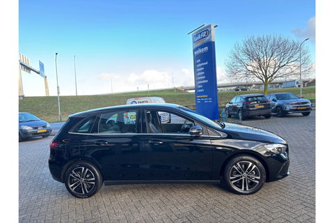 Mercedes-Benz B-Klasse 250E AUTOMAAT BNSSOL LUXLINE NAVI PDC-CAMRERA STOELVW