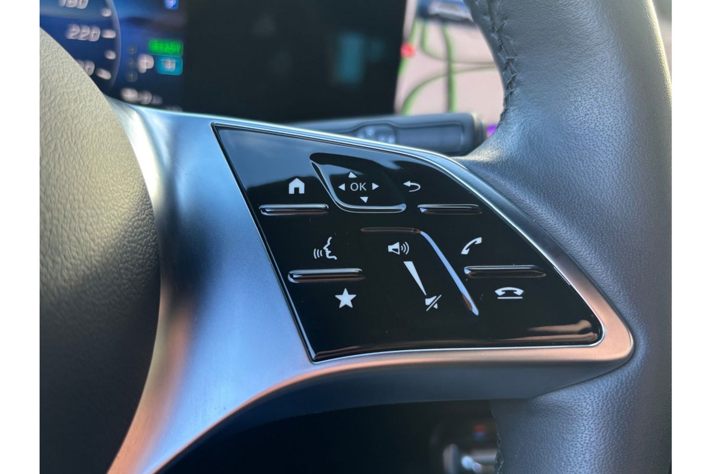 Mercedes-Benz B-Klasse 250E AUTOMAAT BNSSOL LUXLINE NAVI PDC-CAMRERA STOELVW