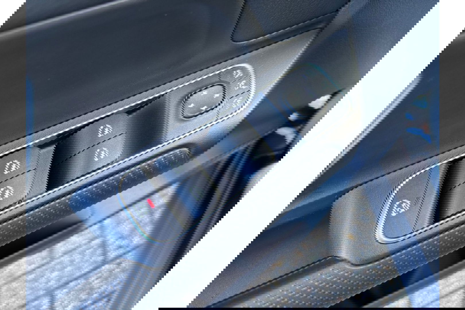 Mercedes-Benz B-Klasse 250E AUTOMAAT BNSSOL LUXLINE NAVI PDC-CAMRERA STOELVW