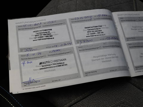 Peugeot e-2008 EV GT Pack 50 kWh 3-fase 136 PK | Slechts 28.677 km!