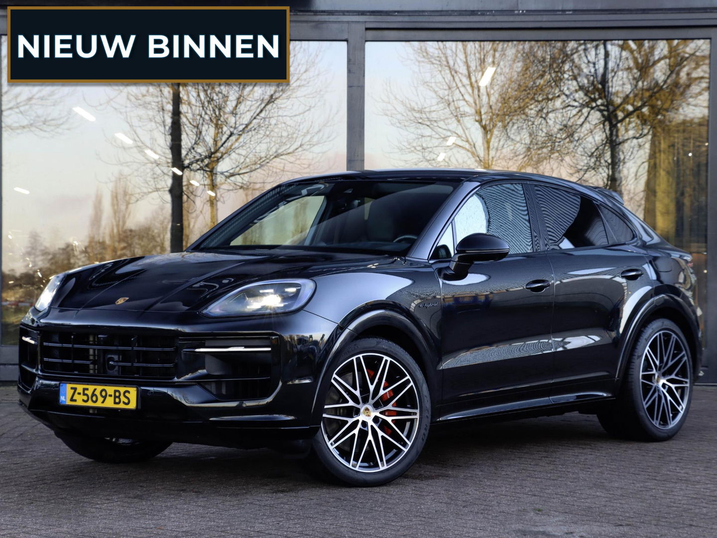 Porsche Cayenne Coupé S e-Hybrid 520PK | Achterasbesturing | Pano | Softclose | SportChronoPlus
