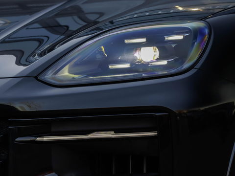 Porsche Cayenne Coupé S e-Hybrid 520PK | Achterasbesturing | Pano | Softclose | SportChronoPlus