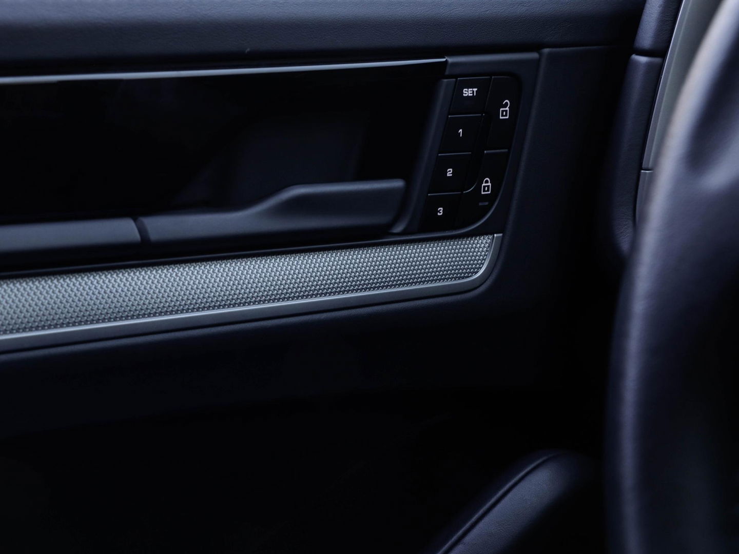 Porsche Cayenne Coupé S e-Hybrid 520PK | Achterasbesturing | Pano | Softclose | SportChronoPlus